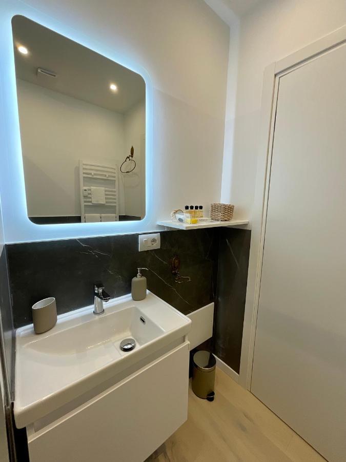 Apartment Suite - Charlize - In The Heart Of Milánó Kültér fotó